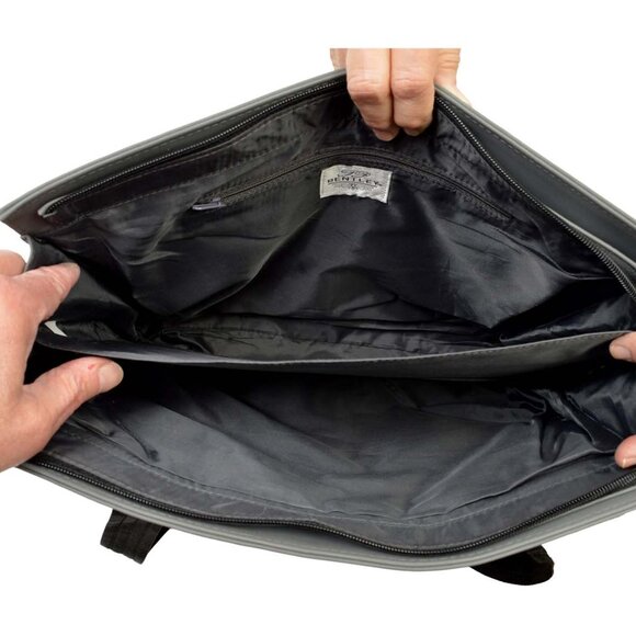 T R Bentley Gray and Black Nylon Canvas Shoulder Bag NICE - Picture 3 of 12